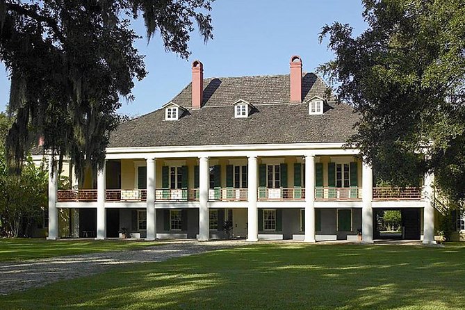 Airboat Swamp and Destrehan Plantation Tour from New Orleans - What to Wear and Bring (So You Enjoy It, Not Just Survive It)