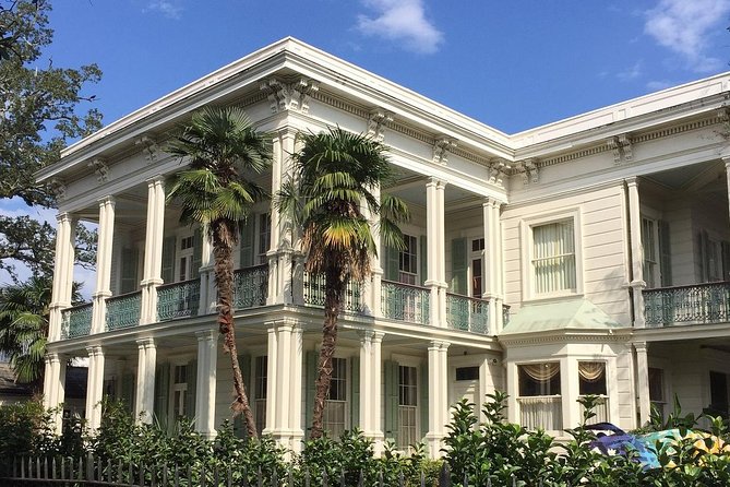City Tour of New Orleans with Pickup - Warehouse District, Faubourg Treme, and the World War II Museum area