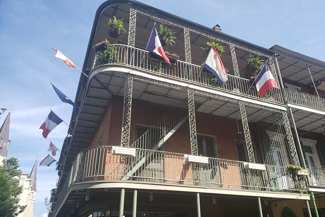 Creole Louisiana: A French Quarter Walking Tour (English) - Stop 4: Hermann-Grima House courtyard, with the included entrance