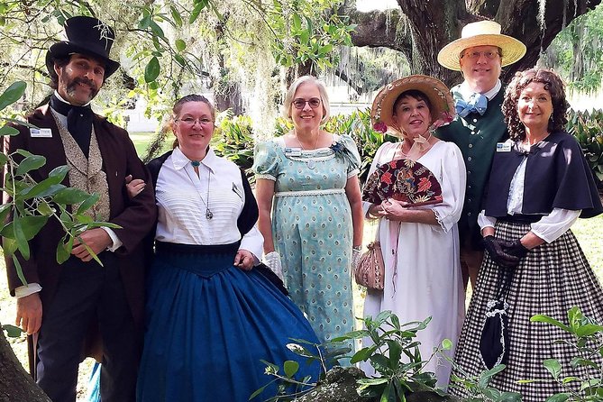 Destrehan Plantation Tour - Stop 1: the grounds and dependency buildings self-explore