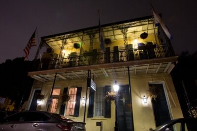 French Quarter Ghosts and Ghouls of New Orleans - Start at St. Louis Cathedral and get your bearings