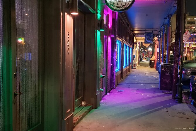 French Quarter True Crime Walking Tour - Entering the French Quarter through true crime