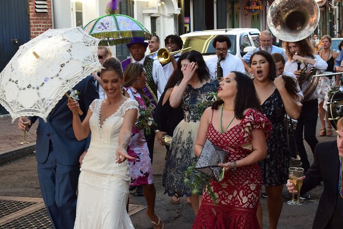 French Quarter walking Food Tour: Signature Tastes of New Orleans - Royal Street Taste Footprints and a Classic Creole Cooking Stop