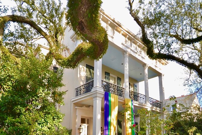 Garden District and Gates of Lafayette Cemetery Walking Tour - What You’ll Spot: Celebrity Homes and Famous Filming Locations