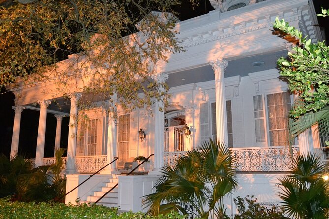 Garden District and Gates of Lafayette Cemetery Walking Tour - Who This Tour Suits Best (and Who Might Skip It)