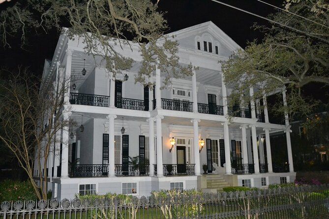 Garden District and Gates of Lafayette Cemetery Walking Tour - Stop 1 Layout and Timing: Getting Value in About 90 Minutes