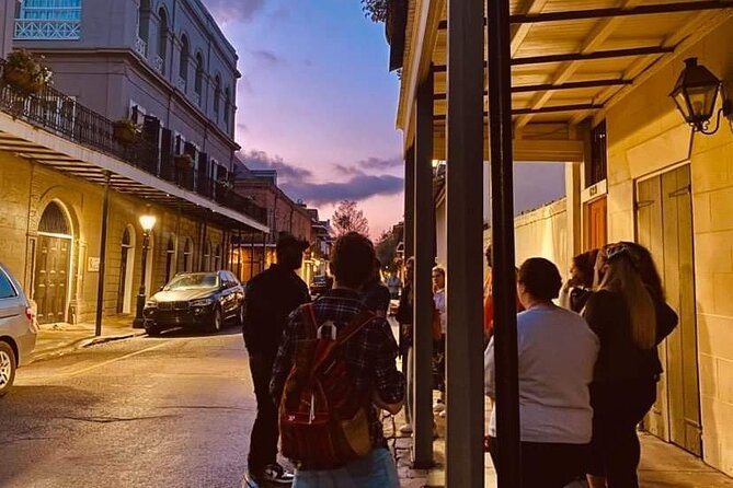 Ghost Tour and Haunted Pub Crawl Party with Free Shot - How the Guide Makes or Breaks the Night