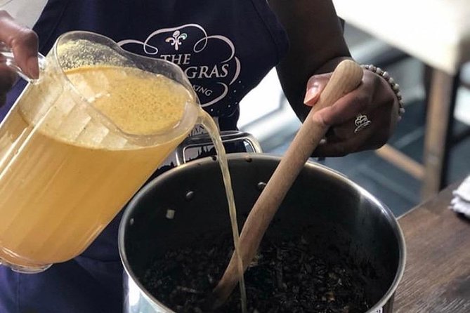 Hands-on Cajun Roux Cooking Class in New Orleans - The first chopping lesson: Cajun Holy Trinity setup