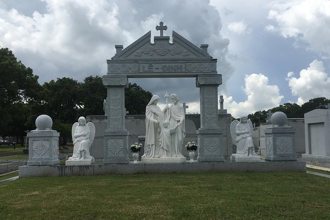 Historic Metairie Cemetery Walking Tour by Save Our Cemeteries - Price and value: $35 for a small-group, nonprofit-backed experience
