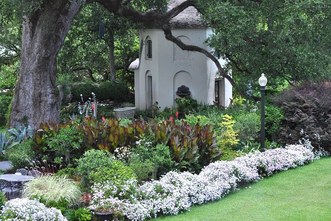 Houmas House Estate and Gardens Guided Tour - A Costumed Sugar Plantation Tour in Darrow