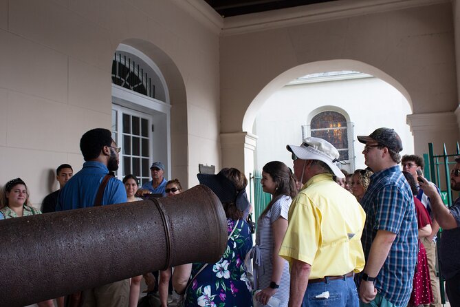 Louisiana of the Creoles: Visit to the French Quarter (French) - French-language guide notes (and why Muriel’s approach stands out)