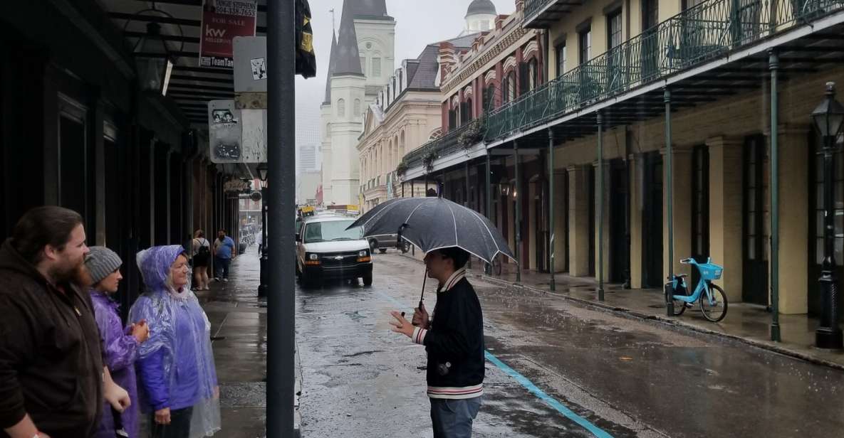 New Orleans: 2-Hour French Quarter History and Voodoo Tour - Start inside the Voodoo Lounge: meeting point without the stress