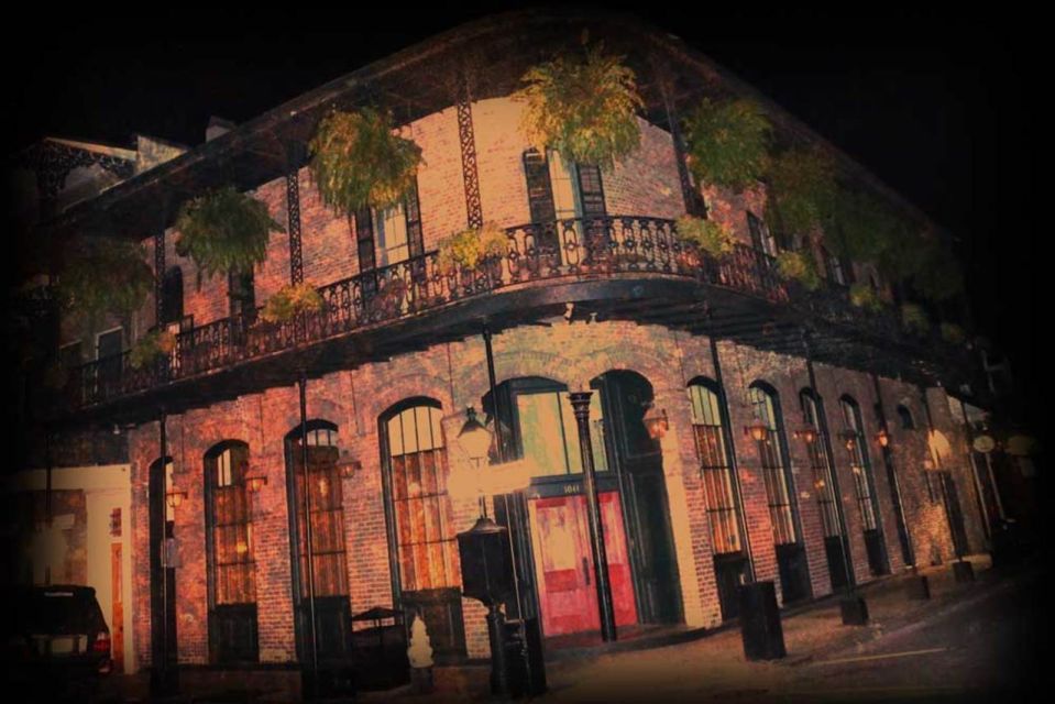 New Orleans: Adults Only Haunted Ghost Tour - What to bring (and what to skip) so the walk stays comfortable
