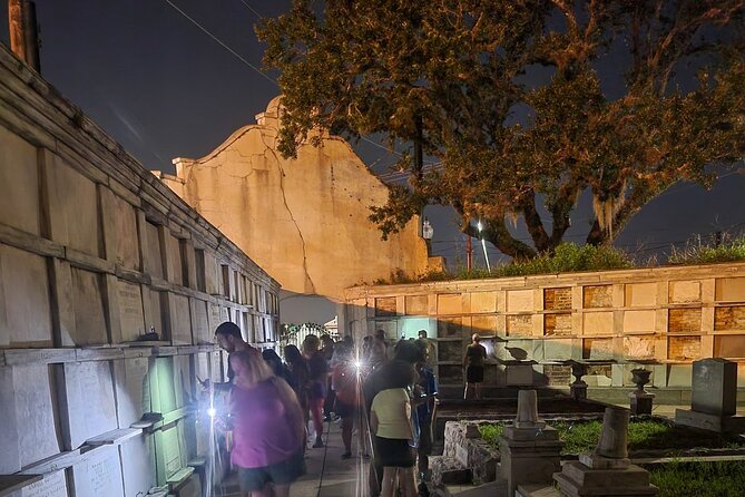 New Orleans Cemetery Bus Tour with Exclusive Cemetery Access - Price and value: what $40.32 buys you in New Orleans