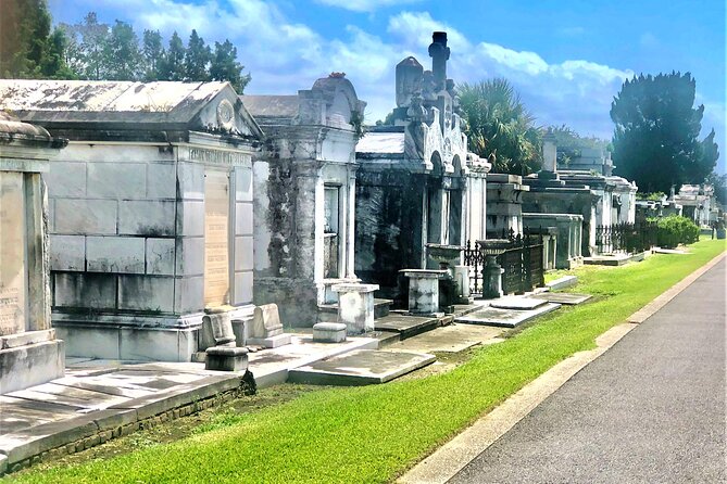 New Orleans Cemetery Walking Tour - Above-Ground Burials: The Real Reason New Orleans Cemeteries Look the Way They Do