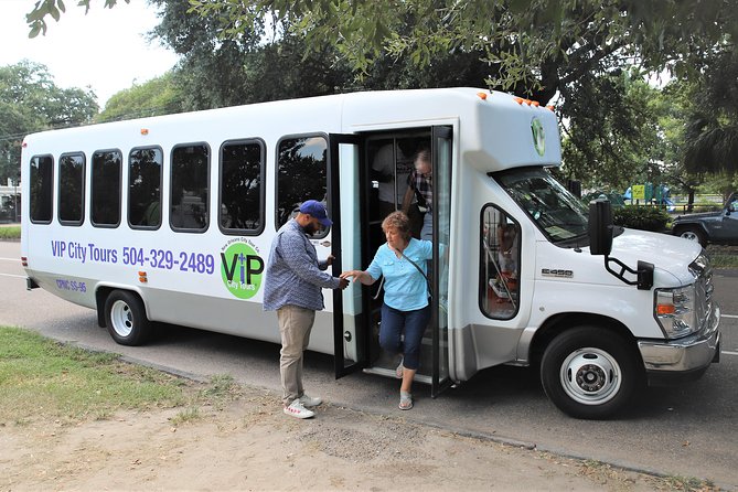 New Orleans City and Cemetery 2-Hour Bus Tour - Getting Oriented Fast: How the Bus Tour Works