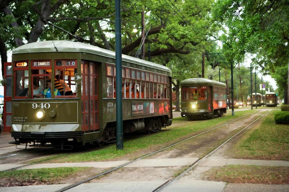 New Orleans: City and Cemetery Bus Tour Garden District Walk - Price and value: what $55 buys you in real time