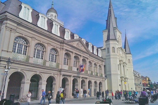 New Orleans City and Cemetery Sightseeing Tour - Lake Pontchartrain Causeway to the cemetery: why the ride matters
