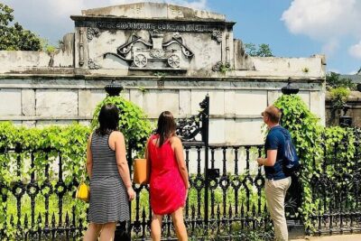 New Orleans City and Cemetery Tour with Garden District Stroll - Bayou St John Lore: Pirates, Voodoo, and One Spooky Waterway