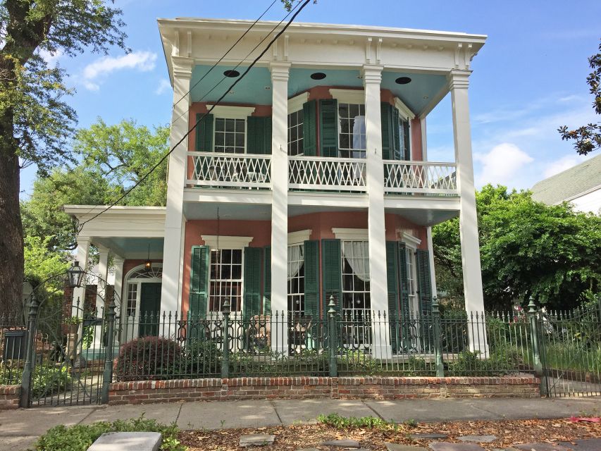 New Orleans: City & Cemetery Tour by Air-Conditioned Minibus - Pickup, Timing, and What That 30-Minute Window Means