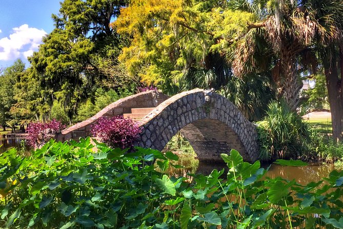 New Orleans City Tour and Steamboat Natchez Harbor Jazz Cruise - City Park break: lagoons, trees, and a choice for beignets
