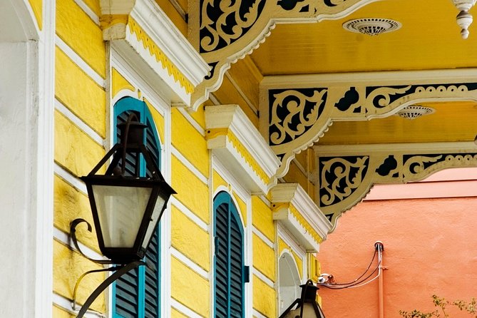 New Orleans City Tour: French Quarter, Garden District & Cemetery - Garden District Stop: Oak-Lined Streets and 19th-Century Mansion Views