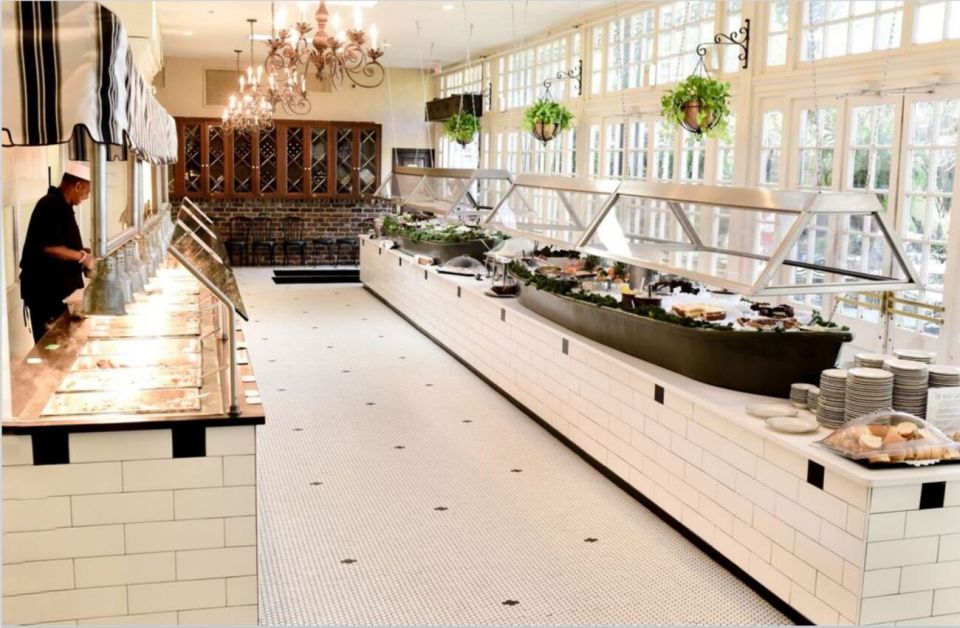 New Orleans: 'Court of Two Sisters' Jazz Brunch Buffet - Key Points Before You Go