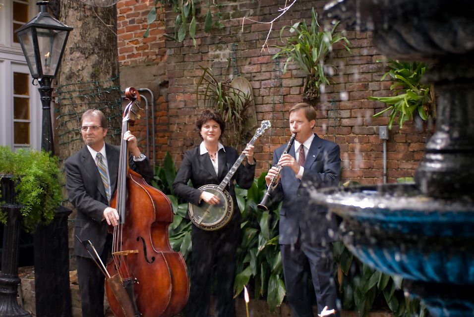 New Orleans: 'Court of Two Sisters' Jazz Brunch Buffet - Dessert Strategy: Don’t Bet Everything on One Choice