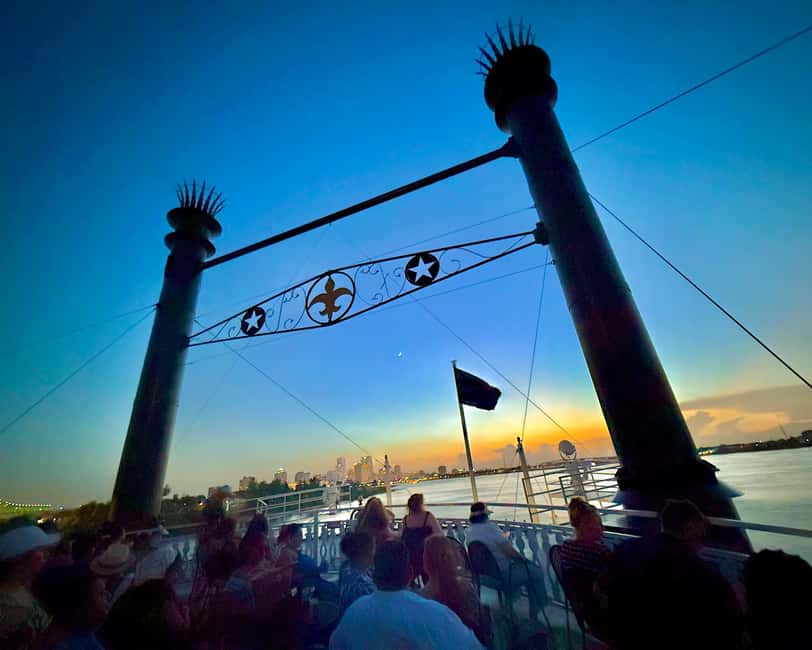 New Orleans: Evening Jazz Cruise on the Steamboat Natchez - When Steamboat Natchez isn’t running: the sister-vessel switch
