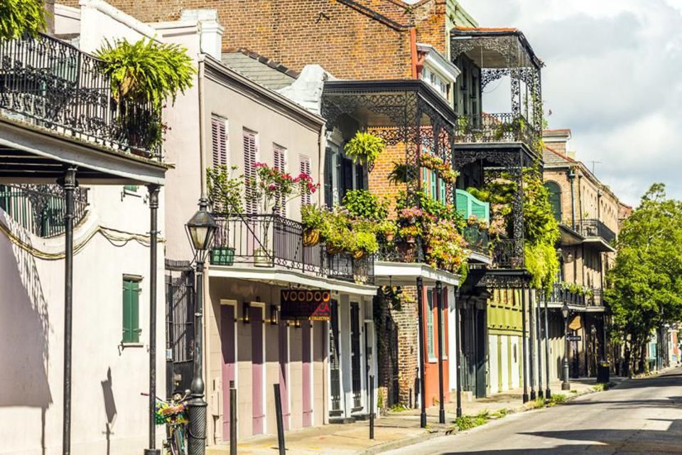 New Orleans: Five-in-One City Walking Tour - Ghosts, Vampires, and Unsolved Tragedies on the Dark Side Route