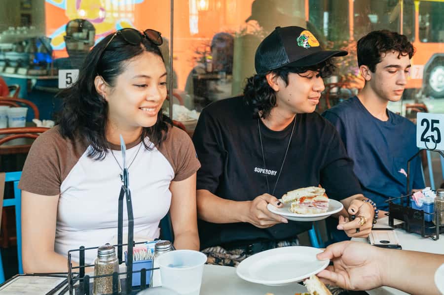 New Orleans French Quarter: A Tasty Tour with a Local - Guide quality is the real differentiator