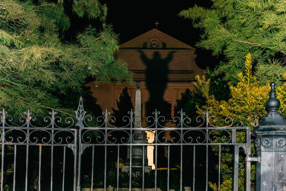 New Orleans: French Quarter Ghost and Haunted House Tour - Meeting at the Red Door on Decatur St (And Why It Matters)