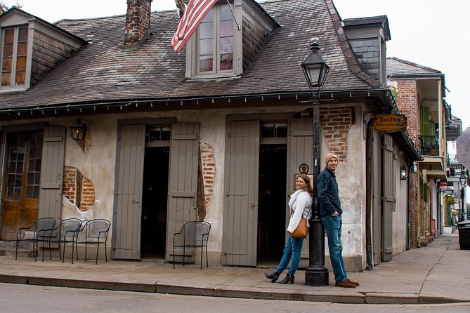 New Orleans French Quarter Photo Shoot - Lafitte’s Blacksmith Shop Bar: A Quick Stop With Atmosphere