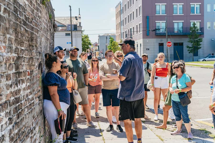 New Orleans: French Quarter, Voodoo and Cultural Experience - The mid-tour café break: restrooms, water, and regrouping