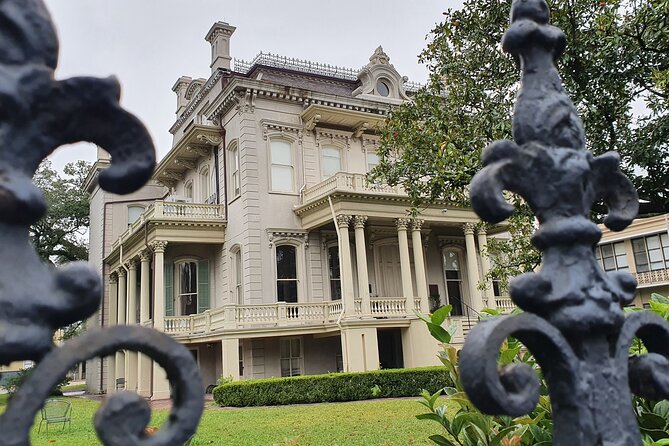 New Orleans Garden District and Cemetery Bike Tour - Guides like Bryan, Tanya, Lauren, Justin, Sara, and Erin bring the city to life