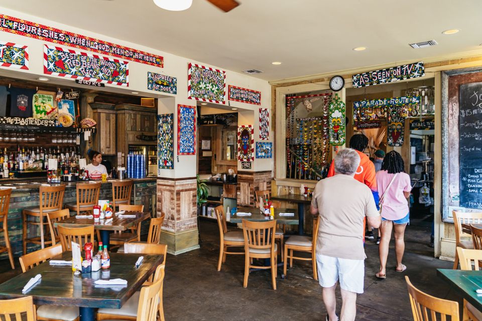 New Orleans: Garden District Food, Drinks & History Tour - Timing, Walking Comfort, and Group Size Reality Check