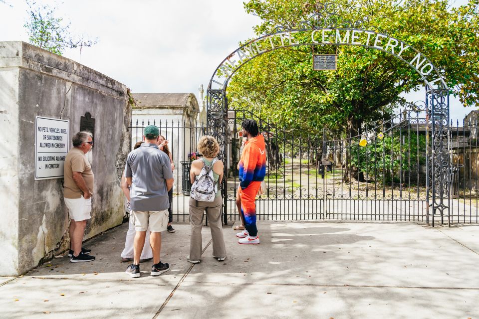 New Orleans: Garden District Food, Drinks & History Tour - Stop 1: Creole Fusion Flavors and the Immigrant Influence Thread