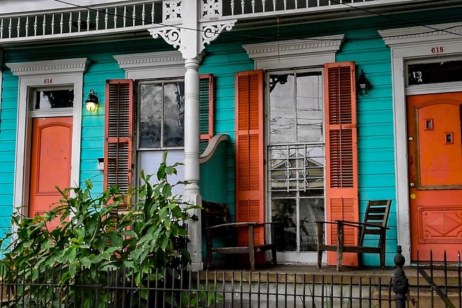 New Orleans Garden District Tour - How the guide turns mansion details into real understanding