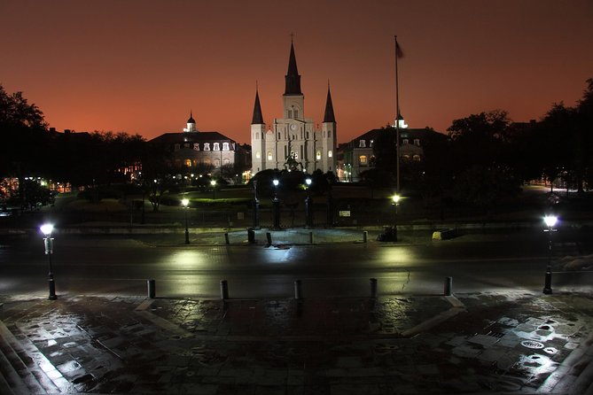 New Orleans Haunted History Ghost Tour - Entering the French Quarter After Dark: Why This Tour Works