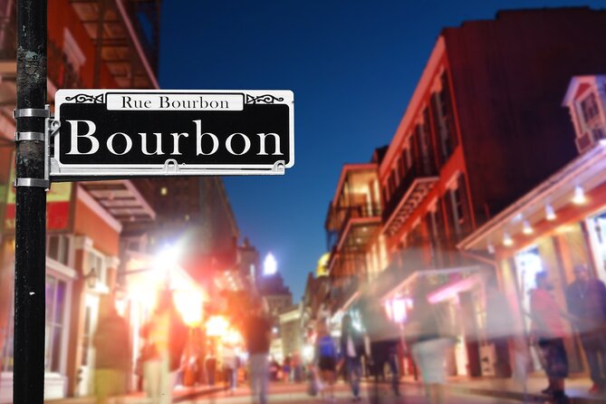 New Orleans: Haunted Pub Crawl - The real value: the guide’s pacing and humor