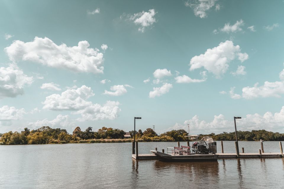 New Orleans: High Speed 16 Passenger Airboat Ride - The Airboat Ride Itself: 100 Minutes of Fast, Close, Wetland-First Fun