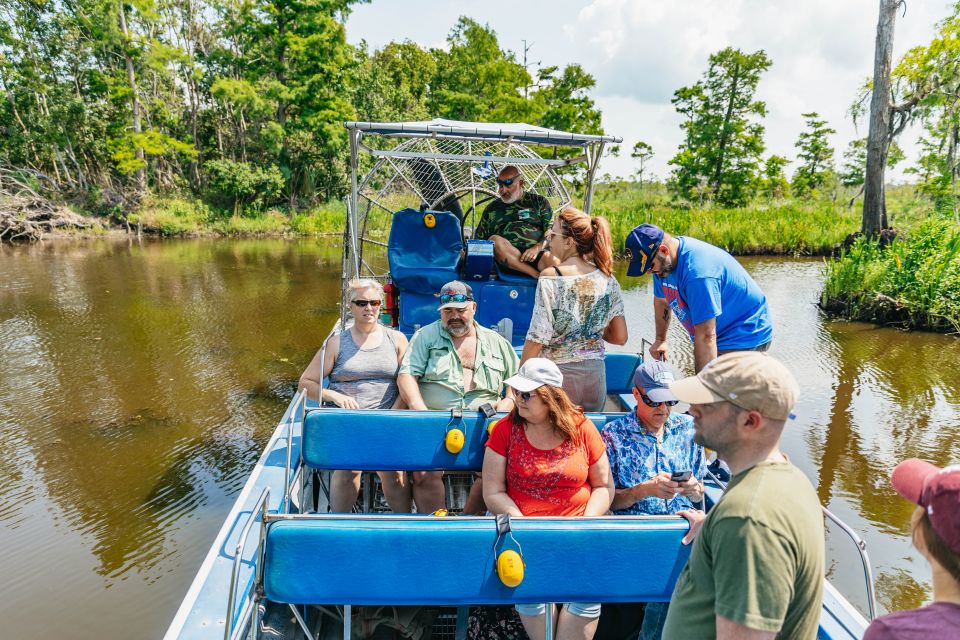 New Orleans: High Speed 9 Passenger Airboat Tour - The 105-Minute Airboat Ride: Speed, Photo Stops, and Wildlife Scanning