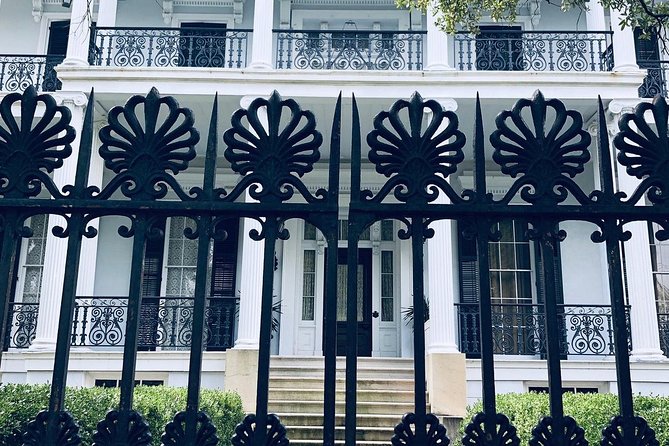 New Orleans Homes of the Rich and Famous Tour of the Garden District - How long you’ll be walking, and what pace really means here