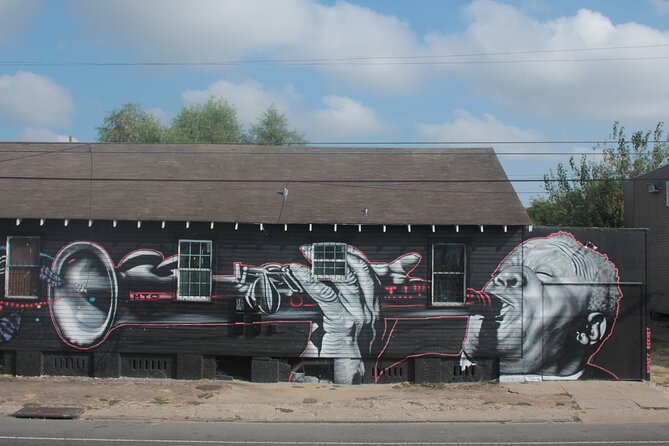 New Orleans Jazz Walking Tour - Stop 4: Frenchmen Street and the live jazz pay-off