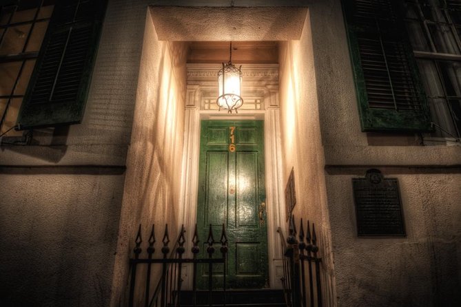 New Orleans Killers and Thrillers Tour - The French Quarter at night: killers, executions, and ghost talk