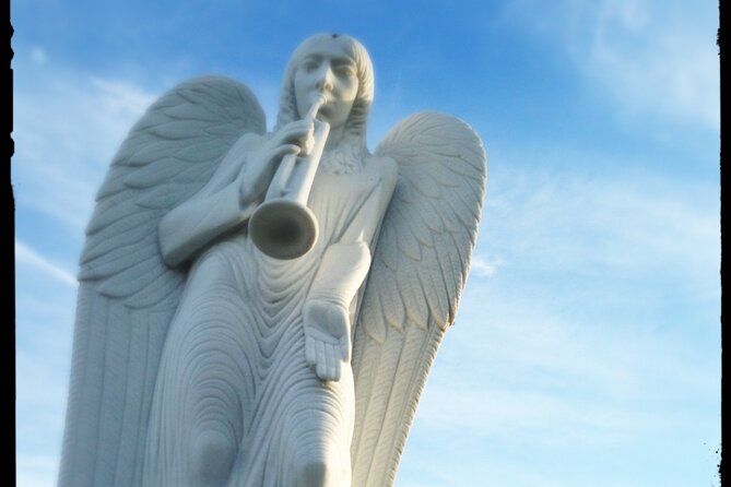 New Orleans Metairie Cemetery Tour: Millionaires and Mausoleums - Food, Music, and Culture Tips You Can Use the Same Day