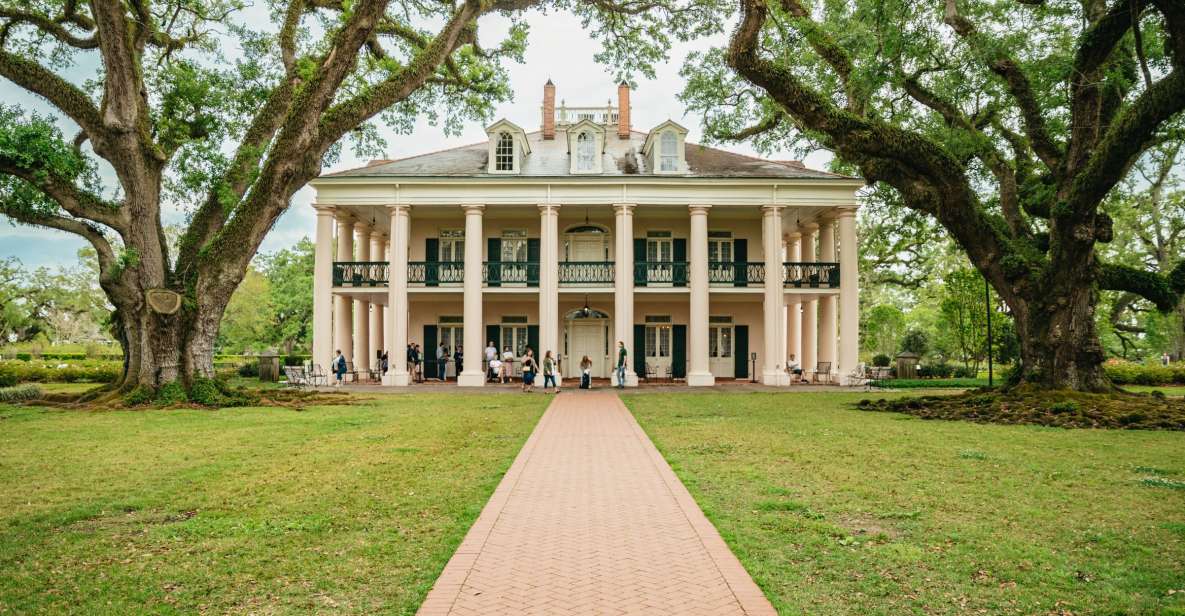 New Orleans: Oak Alley Plantation and Swamp Cruise Day Trip - Vacherie and Jean Lafitte National Historical Park stops: more than just passing views