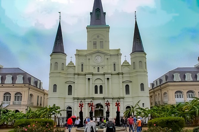 New Orleans Sightseeing City Tour - Entering St. Louis Cemetery No. 3: The Above-Ground Lesson