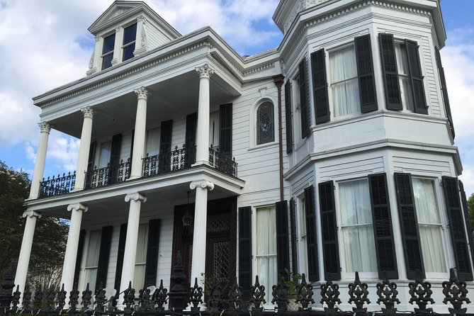 New Orleans Small-Group Garden District Walking Tour - Walking logistics: weather, shoes, and comfort