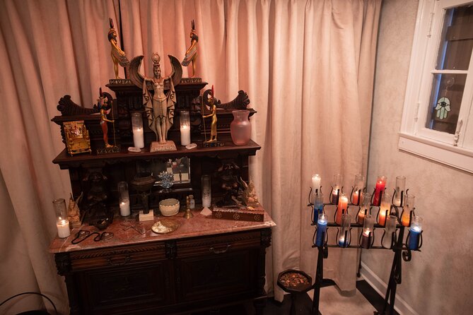 New Orleans Spirits & Spells: Witchcraft, Voodoo, and Ghost Tour - Muriel’s Jackson Square: a haunted restaurant that ties food to folklore